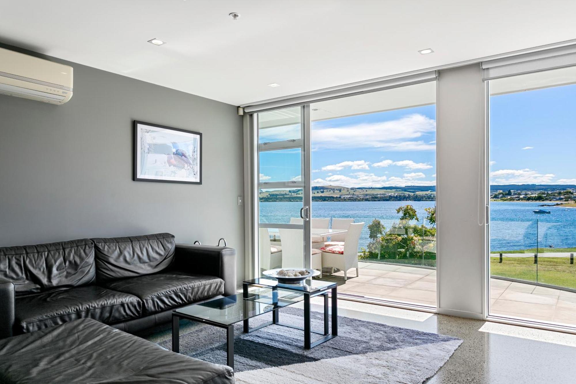 Waimahana Apartments เทาโป ภายนอก รูปภาพ